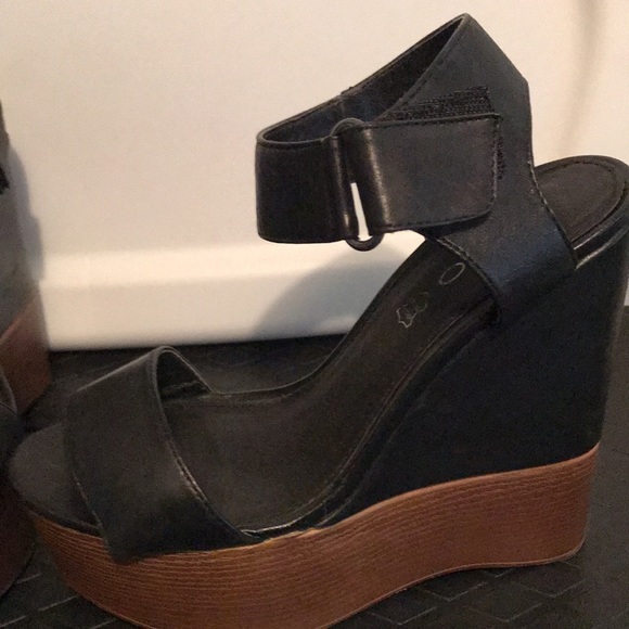 Aldo high wedge sandals - Picture 4 of 4
